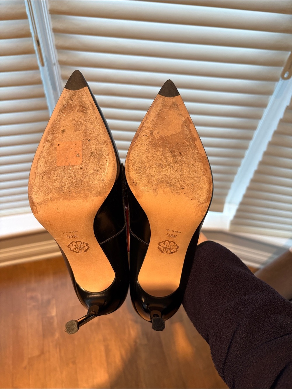 Alexander McQueen black and silver stilettos - Picture 6 of 6